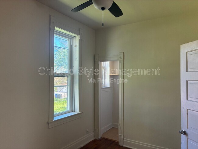 Building Photo - 9035 S Burley Ave