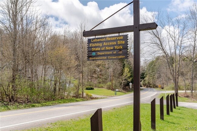 Building Photo - 6082 Reservoir Rd