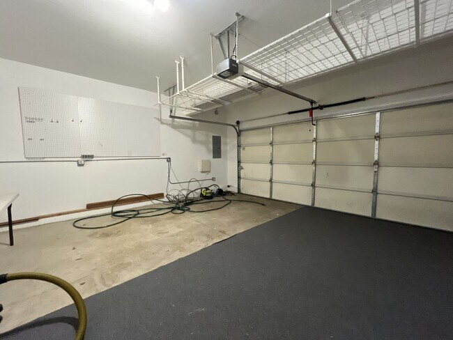 Building Photo - Inviting Two-Story 3BR Home Featuring Gas Range, Walk-In Closet, and Built-In Deck Seating