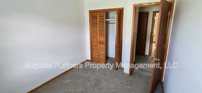 Building Photo - 2522 Georgetown Dr