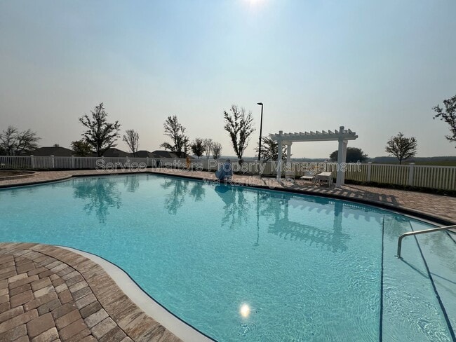Building Photo - 4145 Grassy Run St