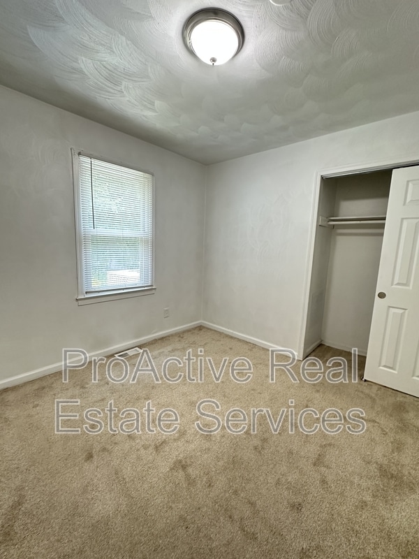 Building Photo - 905 Tifton St
