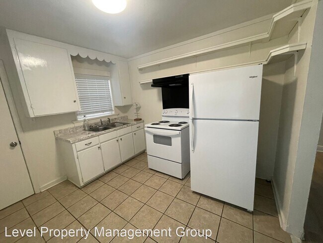 Building Photo - 2 br, 1 bath House - 15750 Scenic Hwy. 98