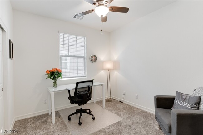 Building Photo - 60 Kimberlite Dr