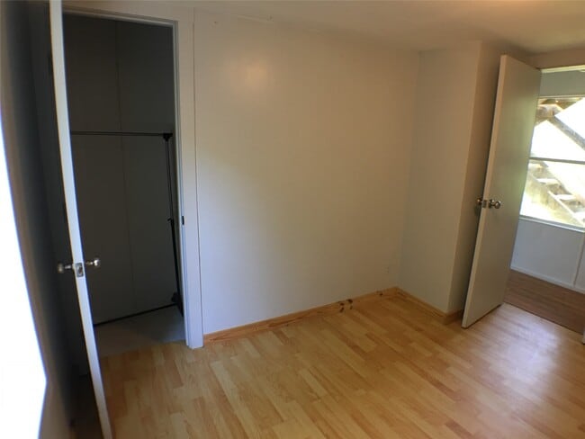 Building Photo - 505 Youpon Dr