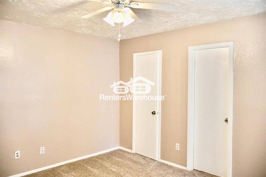Building Photo - 14054 Towneway Dr
