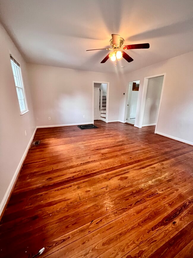 Building Photo - 5237 Old Alexandria Turnpike