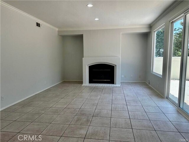 Building Photo - 45 Glen Echo
