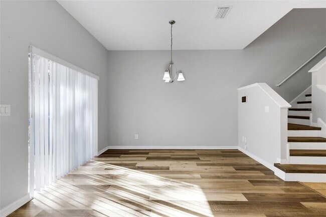 Building Photo - 9306 River Rock Ln