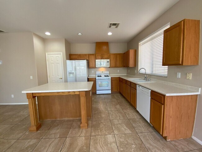 Building Photo - 1022 Pecos River Ave