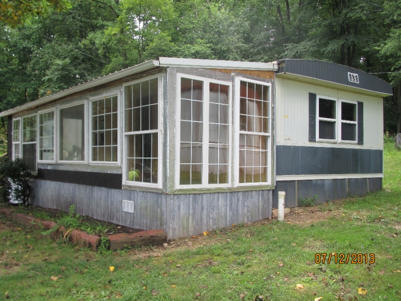 Primary Photo - 43 Dosch Ln