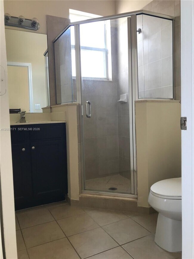 Building Photo - 9515 SW 171st Ct