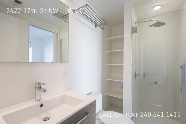 Building Photo - 2422 17th St NW