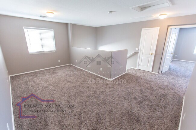 Building Photo - 6427 S 71st Dr