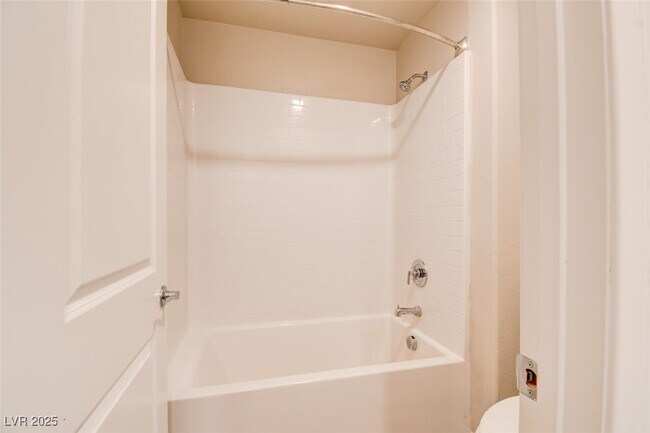 Building Photo - 479 Via Renata