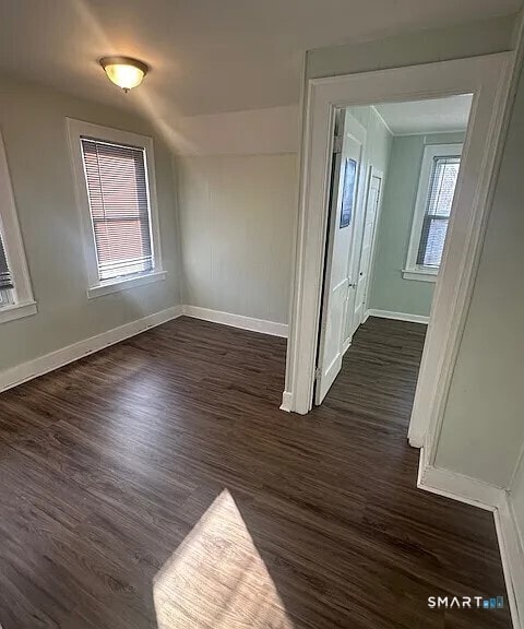 Building Photo - 30 Warren Ln