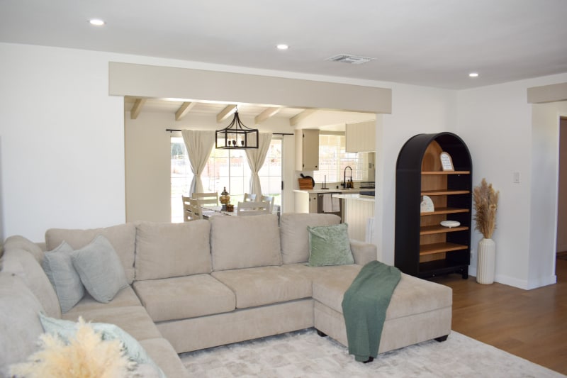 Building Photo - 4718 W Ave L-6