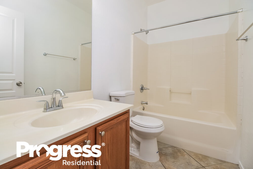 Building Photo - 1958 E Dublin St