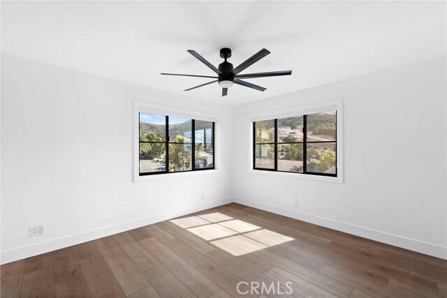 Building Photo - 980 Meadowlark Ln