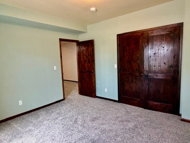 Building Photo - 1112 Meadow Oaks Dr