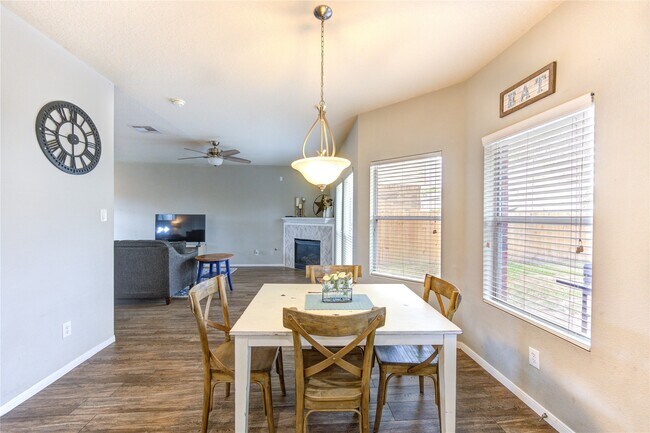 Building Photo - 2351 Urban Forest Ct