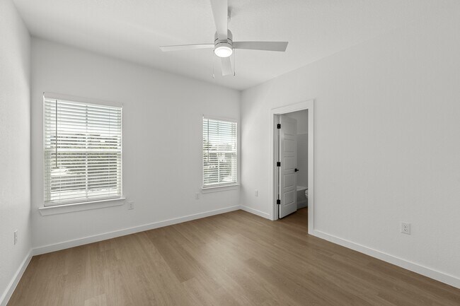 Building Photo - 1416 Speight Ave