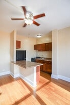 Building Photo - 5320 S Cornell Ave