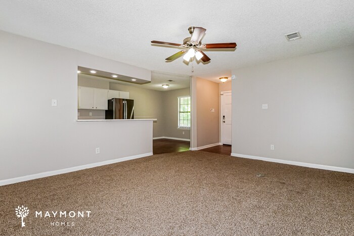 Building Photo - 3016 Shade Tree Cove