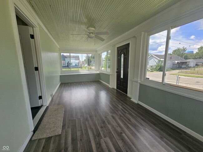 Building Photo - 2530 Lincoln St