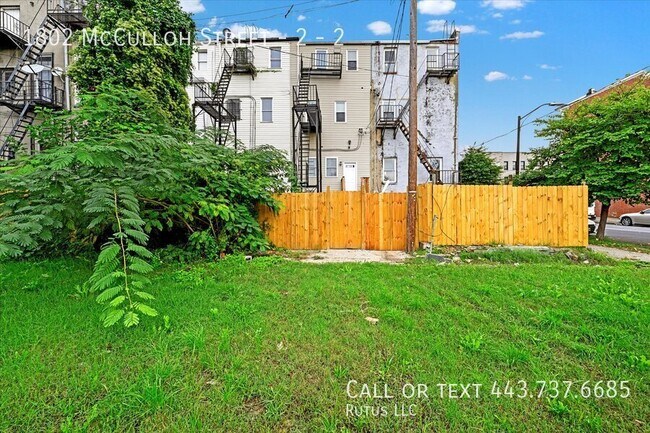 Building Photo - 1802 McCulloh St