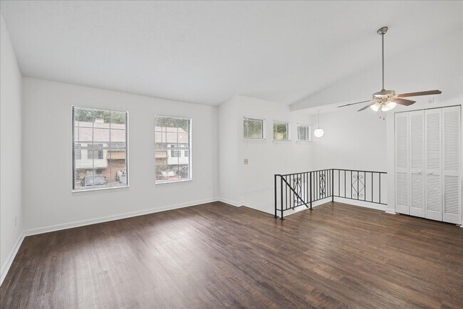 Building Photo - 1205 Natchez Trce SW