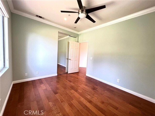Building Photo - 925 N Ziegler Way