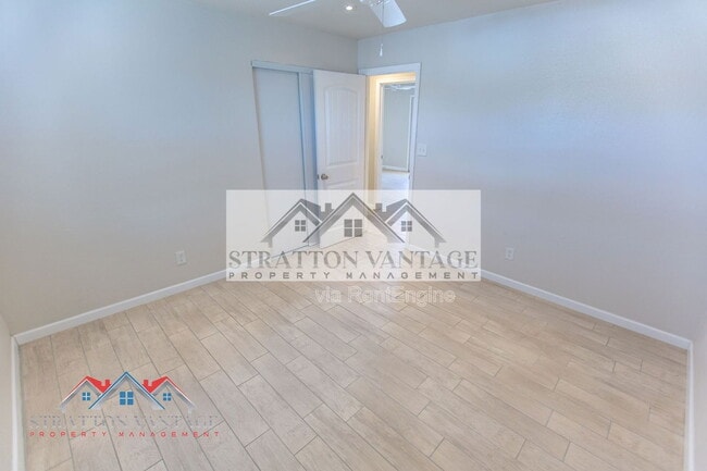 Building Photo - 11033 N Geronimo Dr