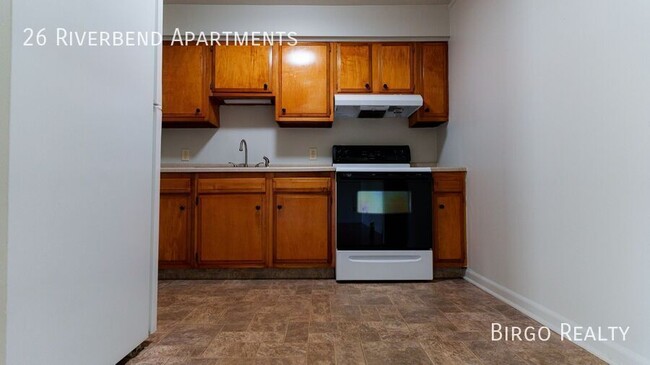 Building Photo - Spacious 2 Bedroom Apartment! Move in today!