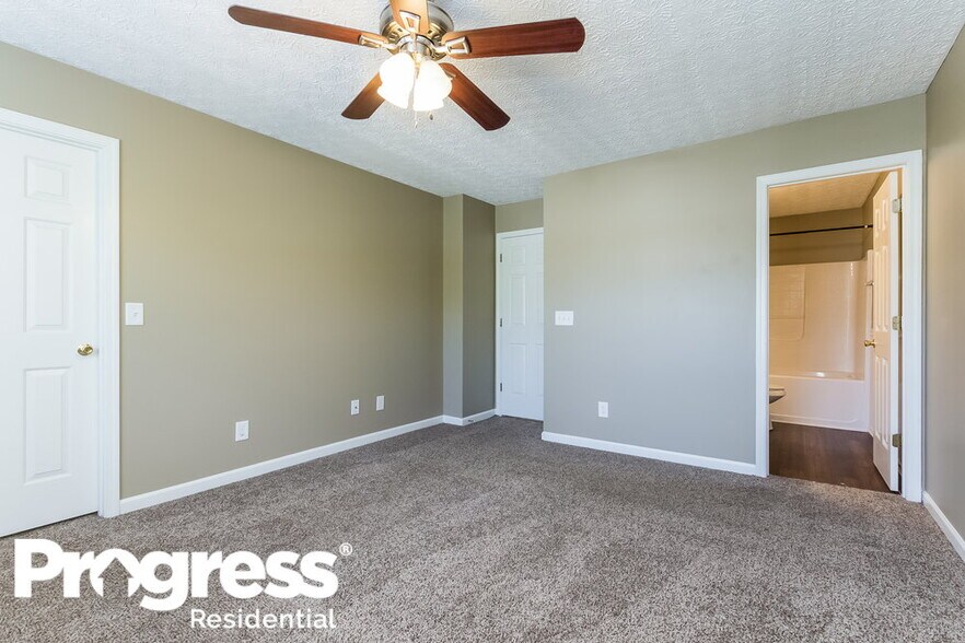 Building Photo - 217 Osmanthus Way