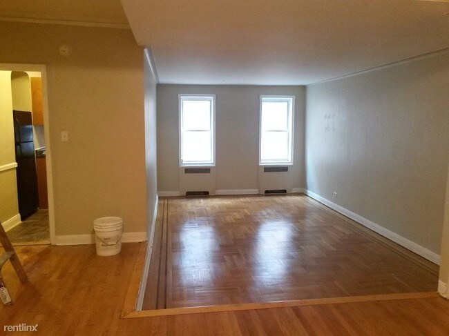 Building Photo - 1911 Dorchester Rd