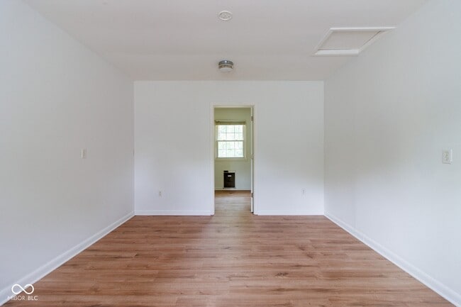 Building Photo - 1826 E 66th St