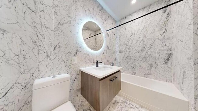 Building Photo - 2 bedroom in New York NY 10005