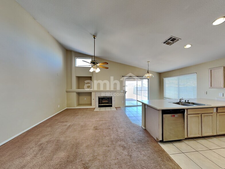 Building Photo - 5501 N 103rd Dr