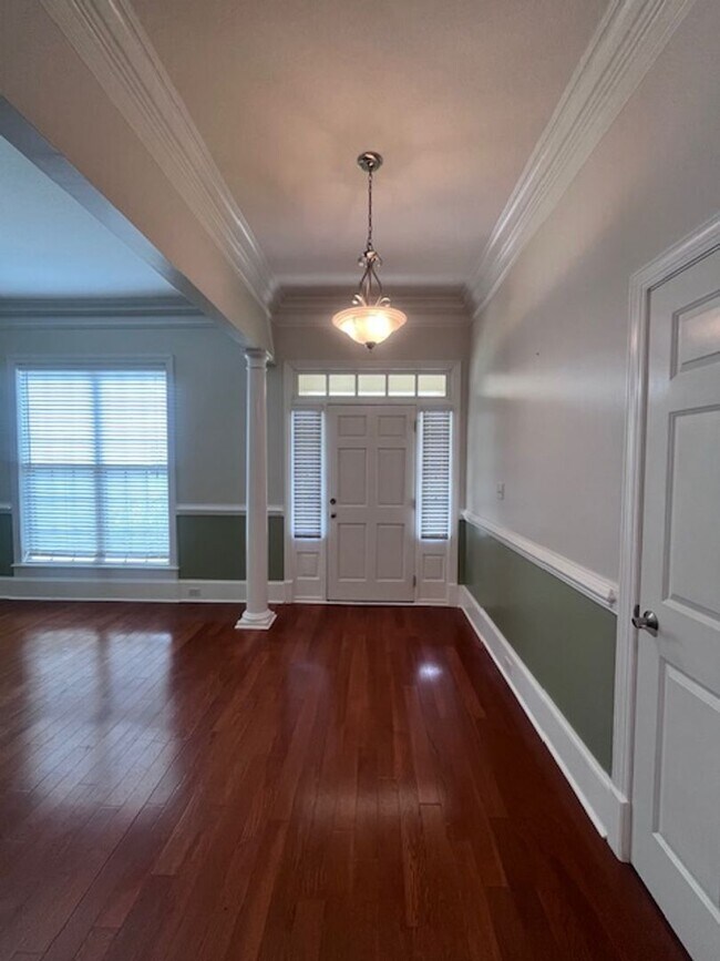 Building Photo - 3687 Arbor Run Dr