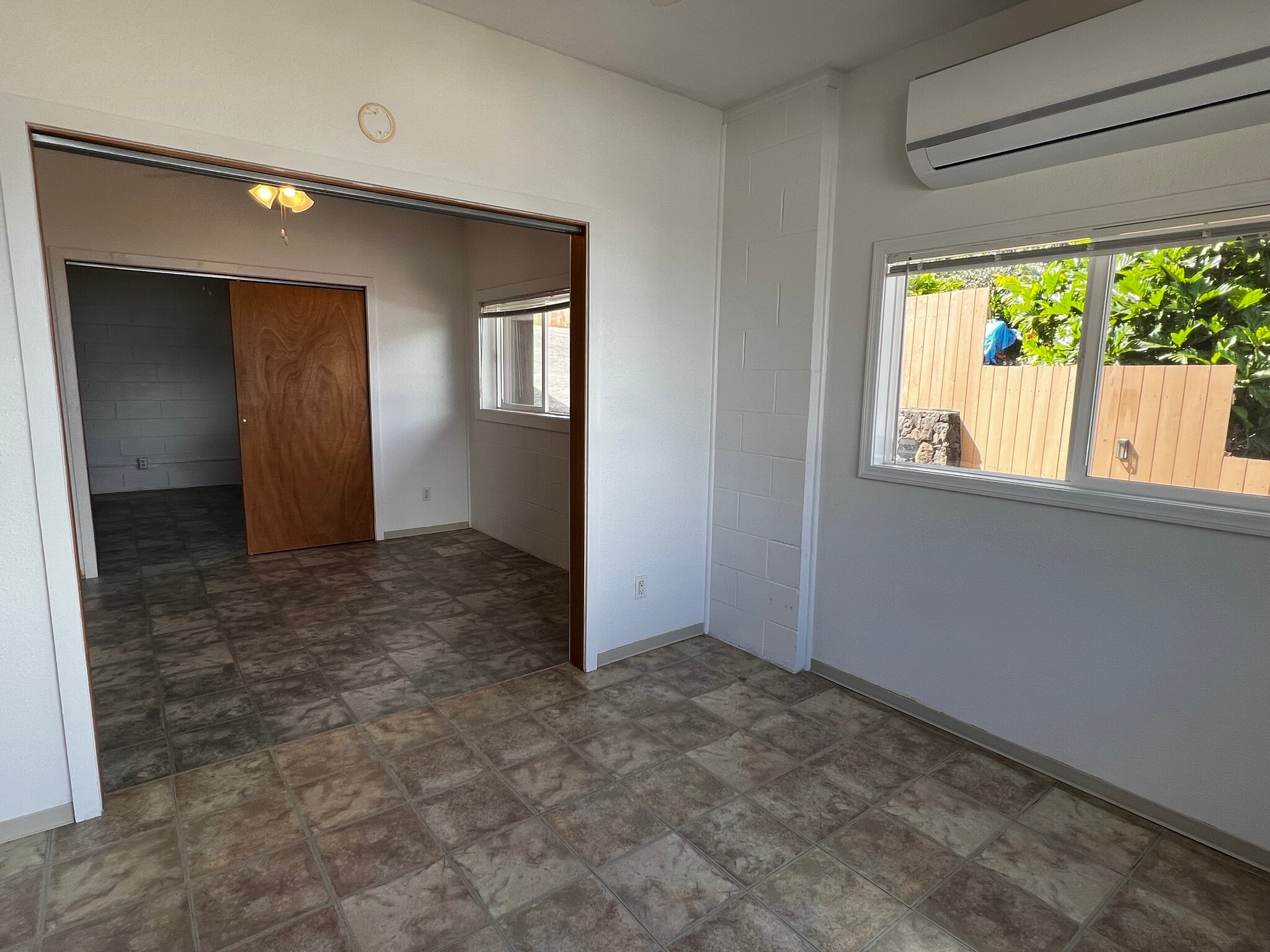 Building Photo - 47-358 Lulani St