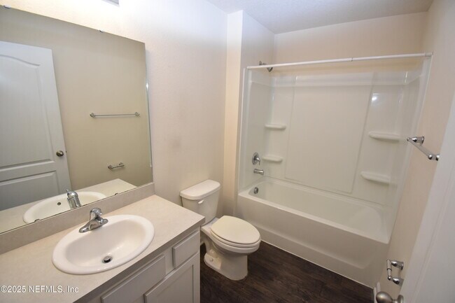 Building Photo - 70200 Roseapple Ct