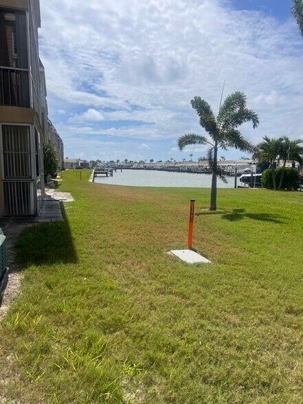 Building Photo - 1 Boca Ciega Point Blvd