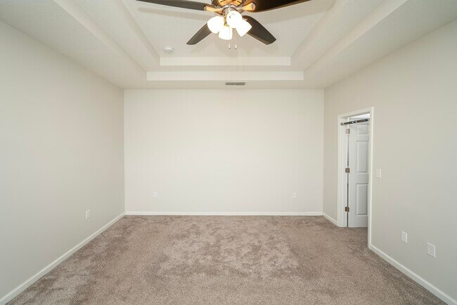 Building Photo - 494 Aventurine Ave