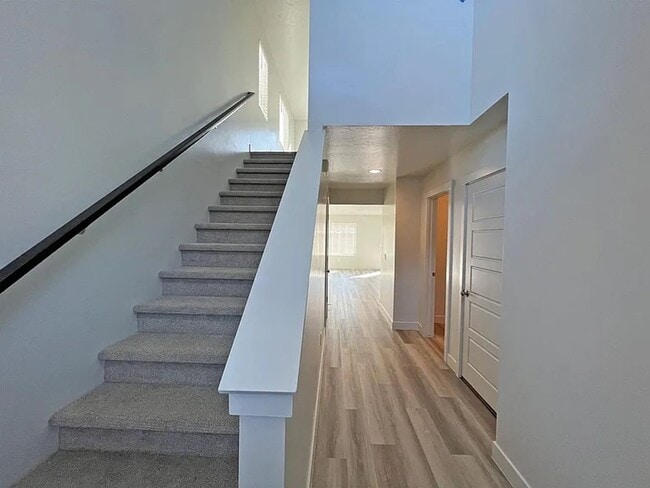 Building Photo - 4104 Phobos Ln