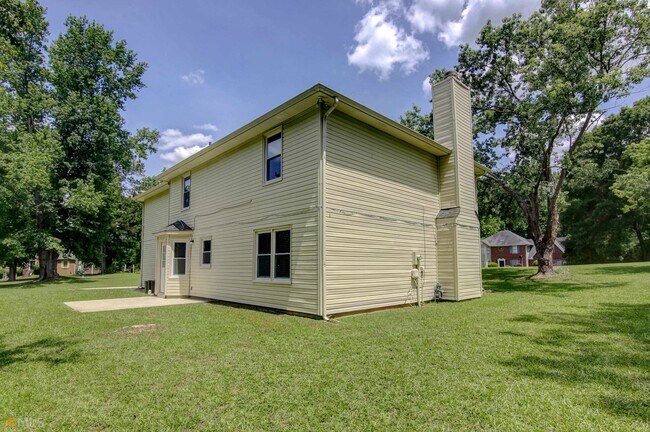 Building Photo - 180 Fairfield Cir