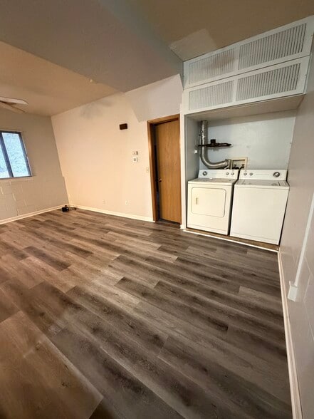 Building Photo - 2612 Marshall Ave