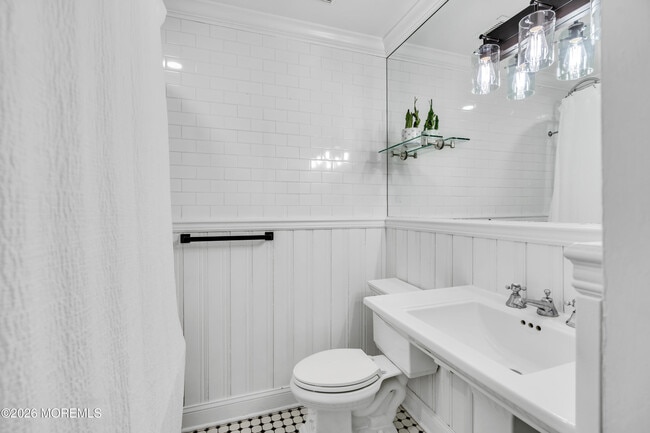 Building Photo - 24 St Nicholas Pl