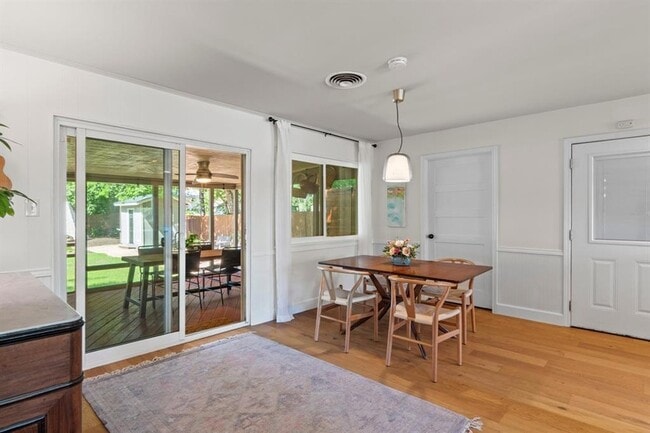 Building Photo - 3207 Carol Ann Dr