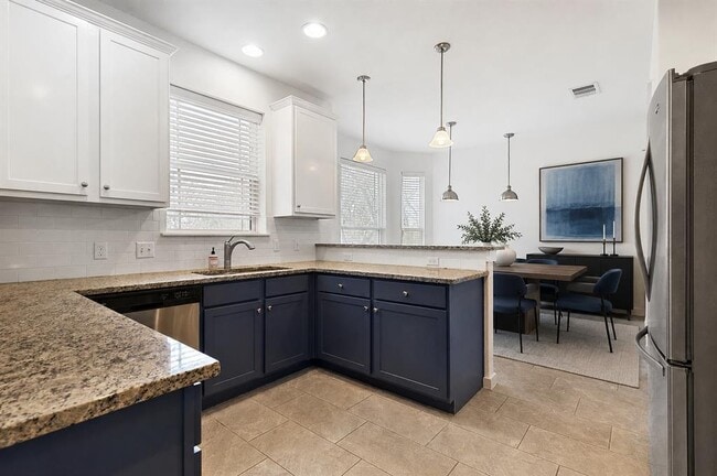 Building Photo - 6307 Betty Cook Dr